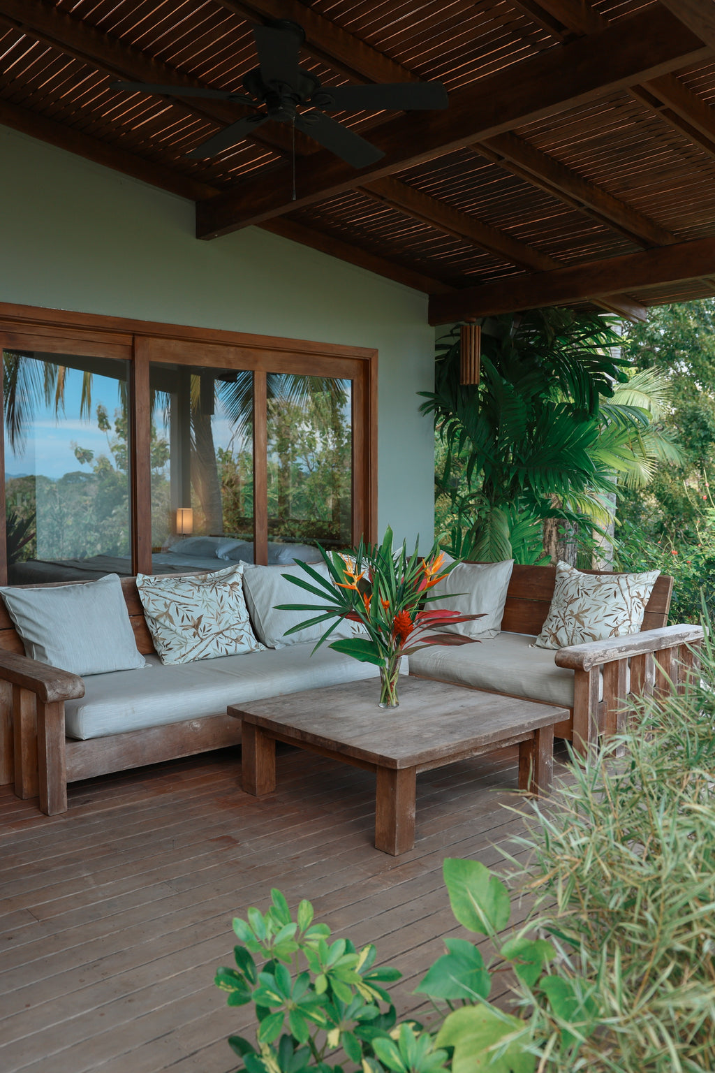 Premium Bungalow with A/C (April 22-28, 2026)