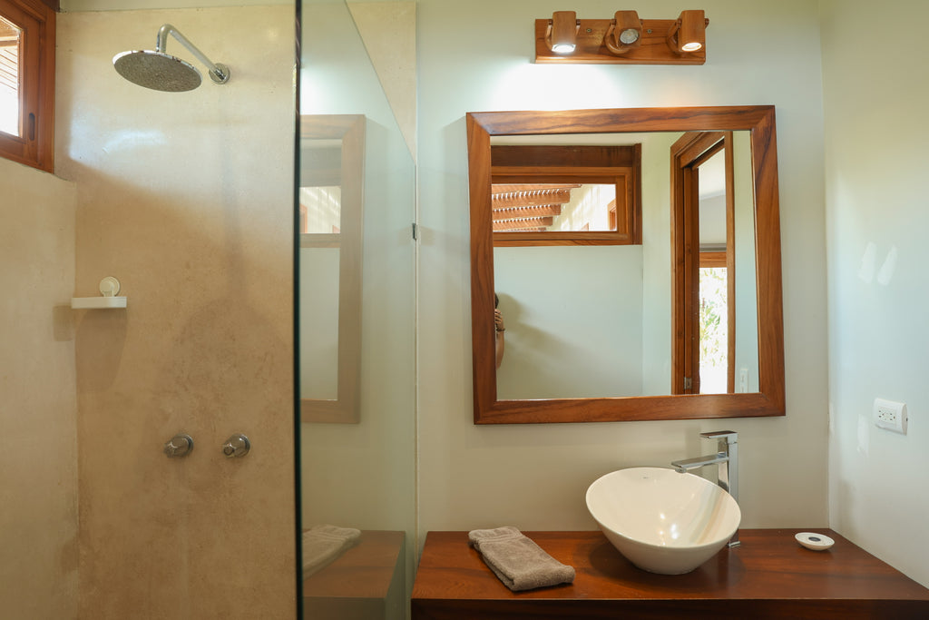 Premium Bungalow with A/C (April 22-28, 2026)