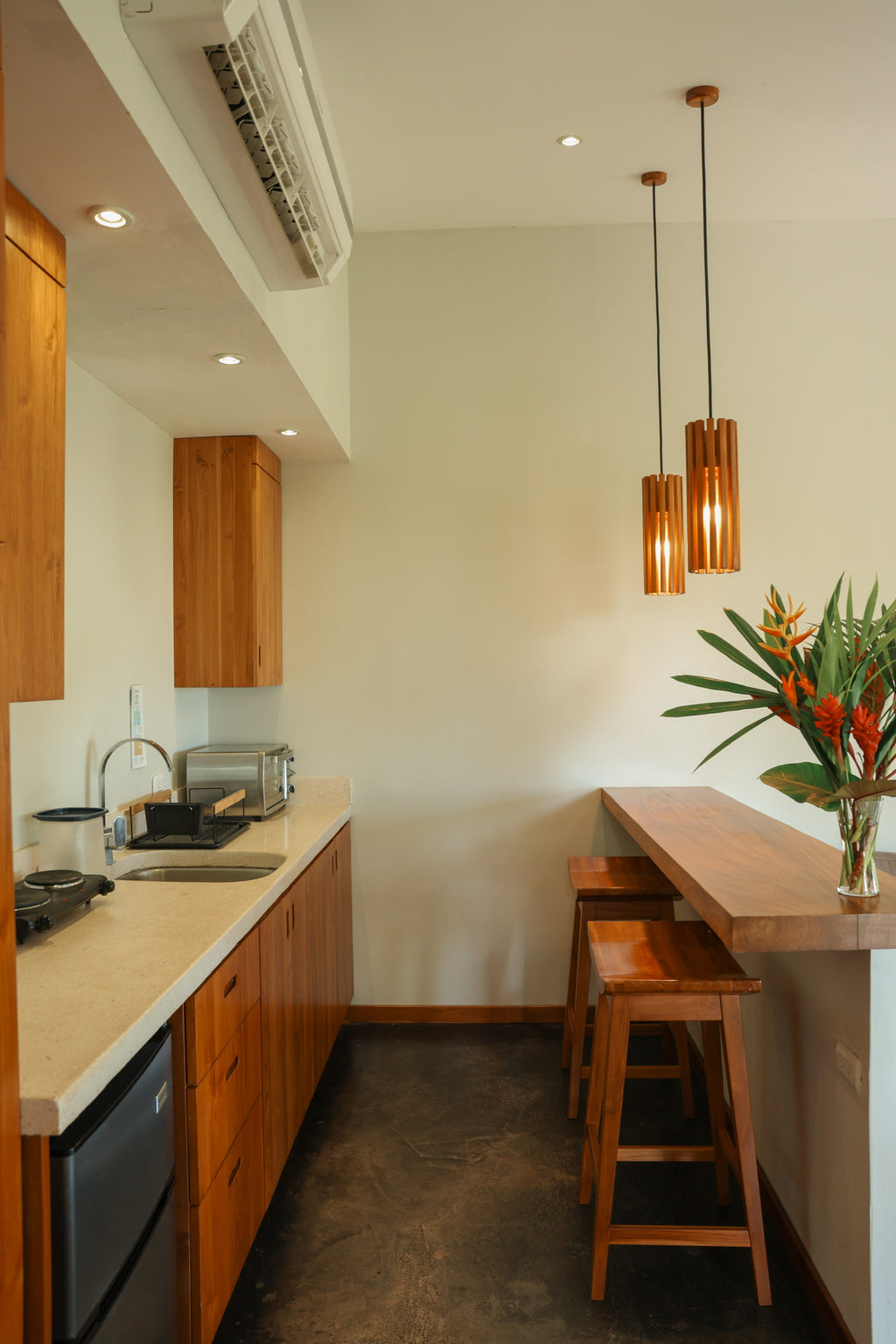 Premium Bungalow with A/C (April 22-28, 2026)