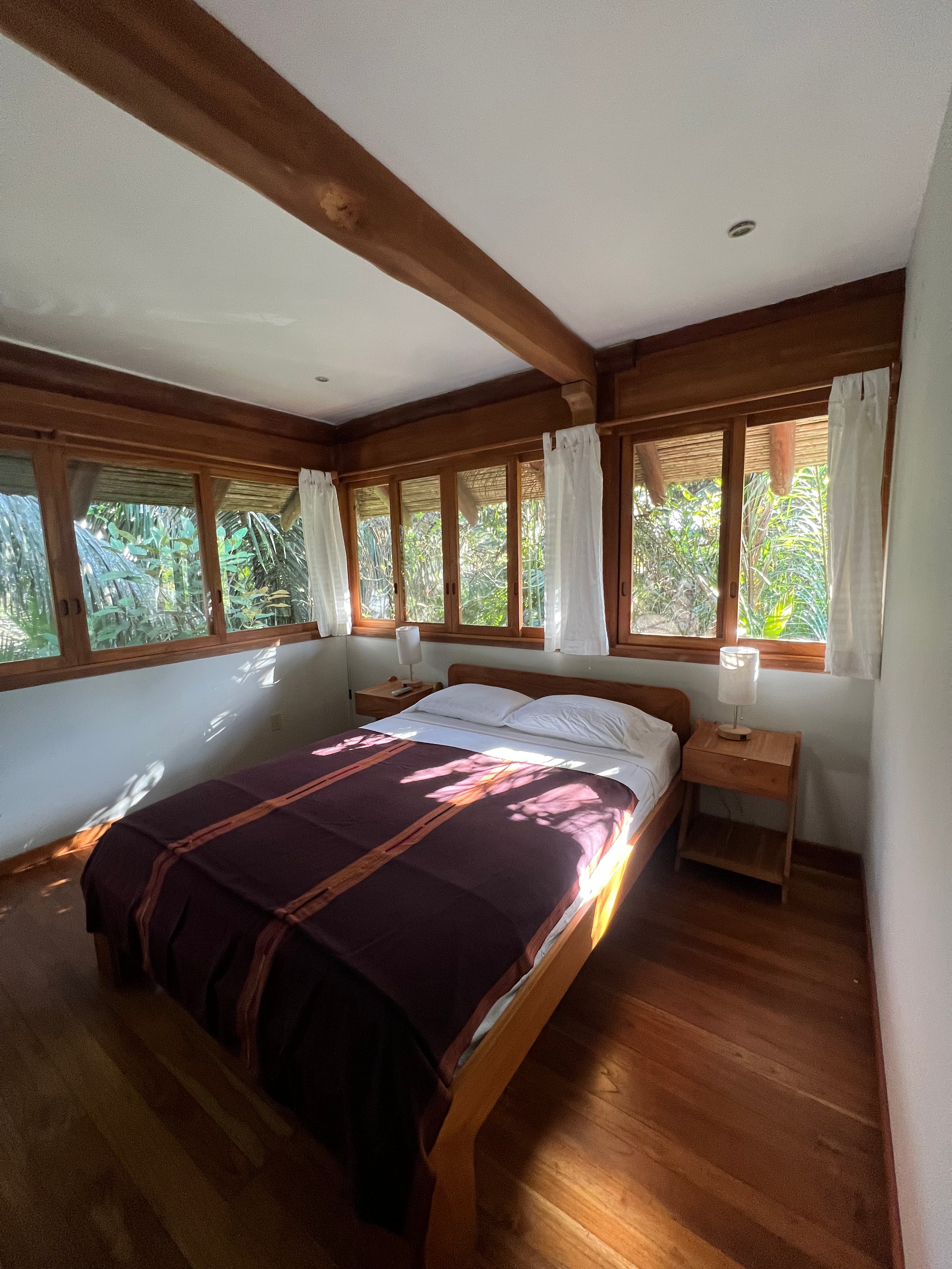 Private Room in Shared Bungalow with A/C (April 22-28, 2026)